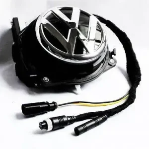 Camera spate emblema VW Golf 8 marsarier AHD CVBS 720p selectabil lini de ghidaj vedere pe timp de noapte Disponibil imediat