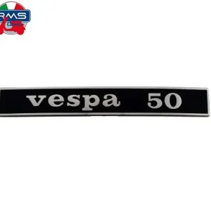 Transport gratuit Sigla scris „Vespa 50” spate Vespa 50 R (69-83) 2T AC 50cc